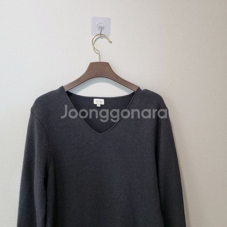 SIE 브이넥 니트 (사이즈 2 / M)--1