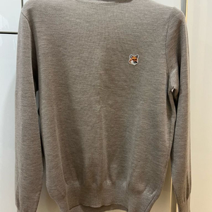 23fw 메종키츠네 베이지터틀넥(새상품)