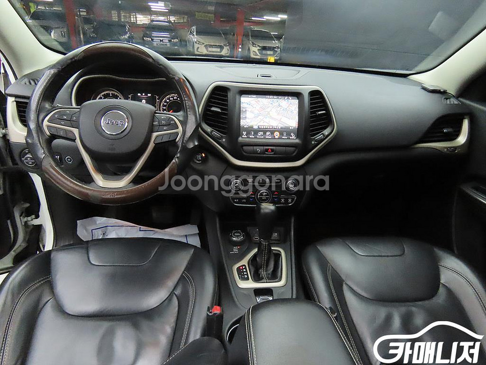 [지프]체로키(KL) 2.0 디젤 론지튜드 AWD #가을특가--6