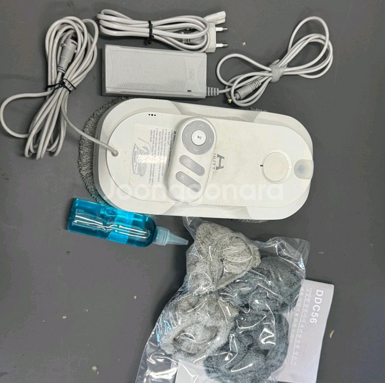 샤오미 HUTT 창문 로봇청소기 DDC56 중고--0