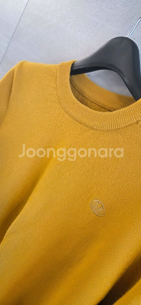 겨자색 니트 새상품 사이즈 프리--1