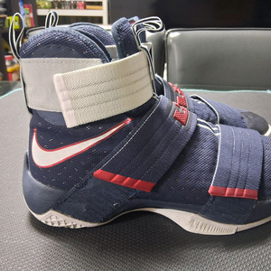 나이키 르브론 솔져 10 네이비 265mm