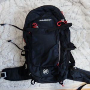 마무트 배낭