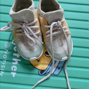 자라 베이비 아기 운동화 140