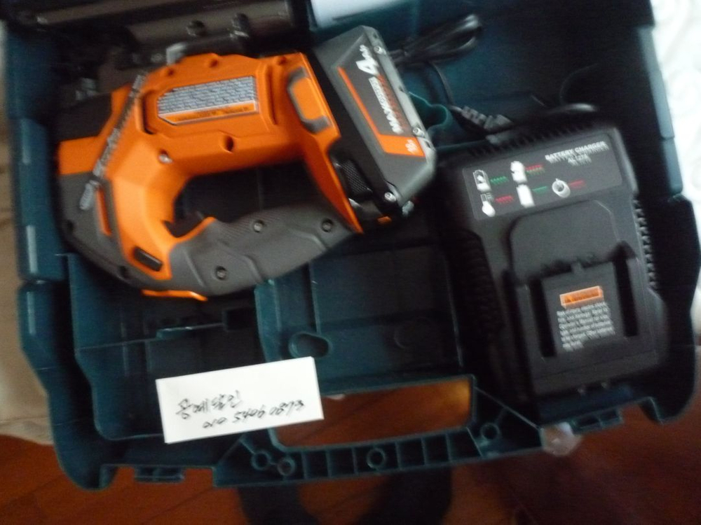 가격15%내림리지드(아에게)18v 브러쉬리스 4단변속 직소 셑트--1