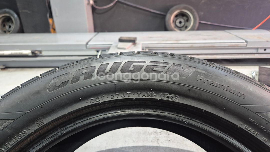 중고 타이어 235 55 19 금호 타이어 크루젠프리미엄 2355519--2