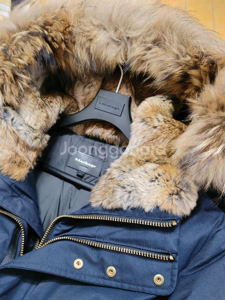 맥케이지 에드워드(백화점) 네이비 금장 팝니다--4