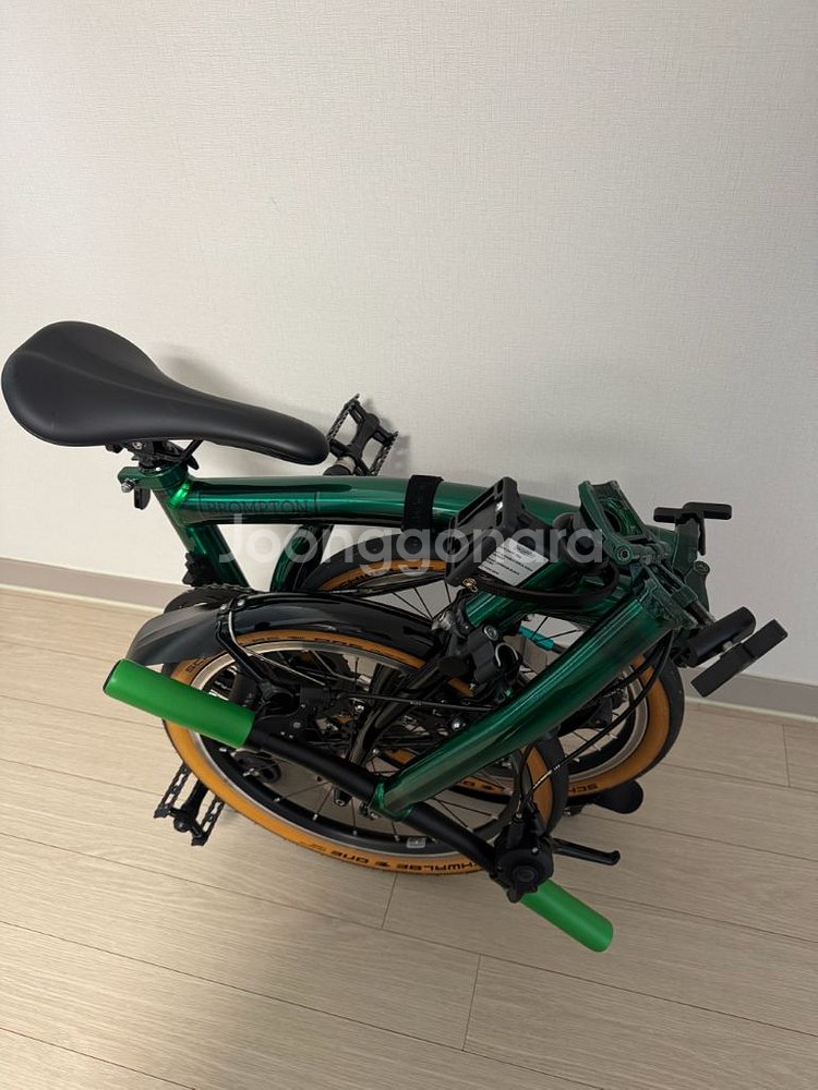 브롬톤 P라인 에메랄드 라커 판매합니다--3