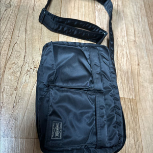 포터 탱커 숄더백 S사이즈