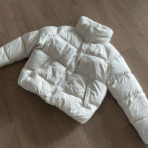 디스커버리 푸퍼 패딩 여성 95 아이보리