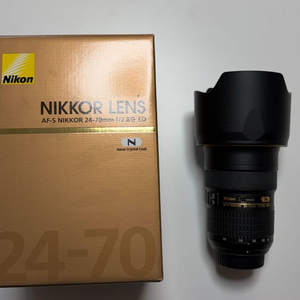NIKKOR 24-70mm f/2.8G ED 렌즈