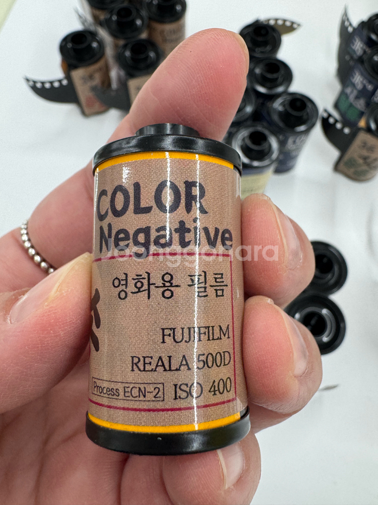 영화용 35mm필름 20롤 일괄판매--4