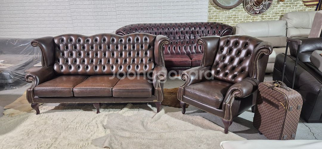 체스터필드 이태리 전체 천연가죽 3+1인소파--1