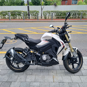 베넬리(키웨이) RKF125 입문용 125cc 메뉴얼 바이크 (11월24일 가스켓 교체 및 엔진 전체 점검 완)