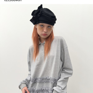 (새상품) 타입서비스 Frilled Hem Collar Top 프릴드 헴 카라 탑