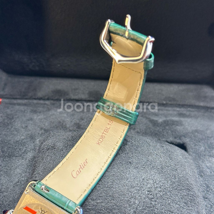 까르띠에 탱크 머스트 라지 그린 WSTA0056--3