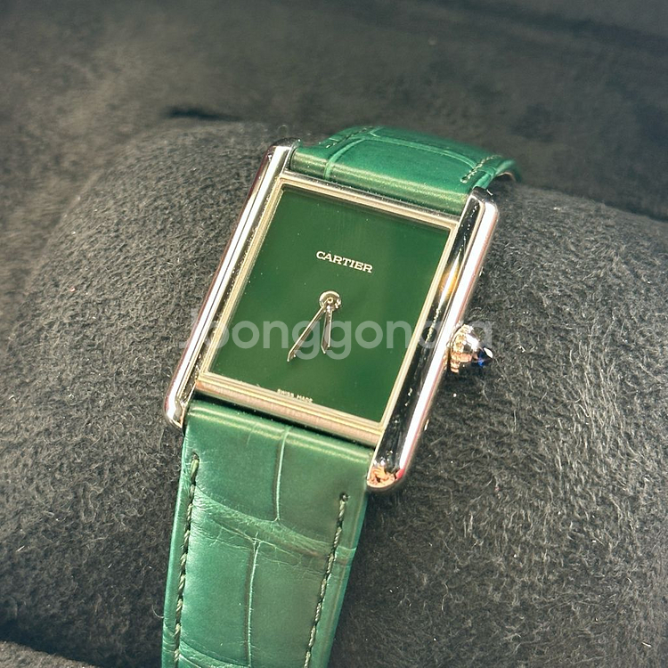 까르띠에 탱크 머스트 라지 그린 WSTA0056--1