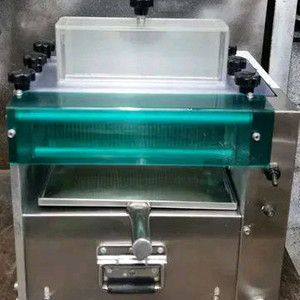 서현테크 훈제오리 절단기,오리 세절기, 훈제오리 세절기