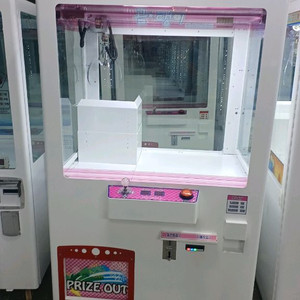 새거같은 인형뽑기기계팝니다 곰탱이