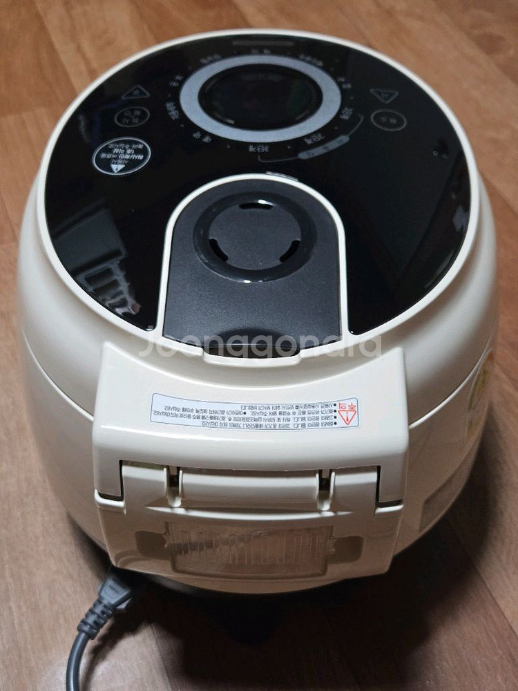 쿠첸 6인용 전기밥솥 CJE-CD0610--2