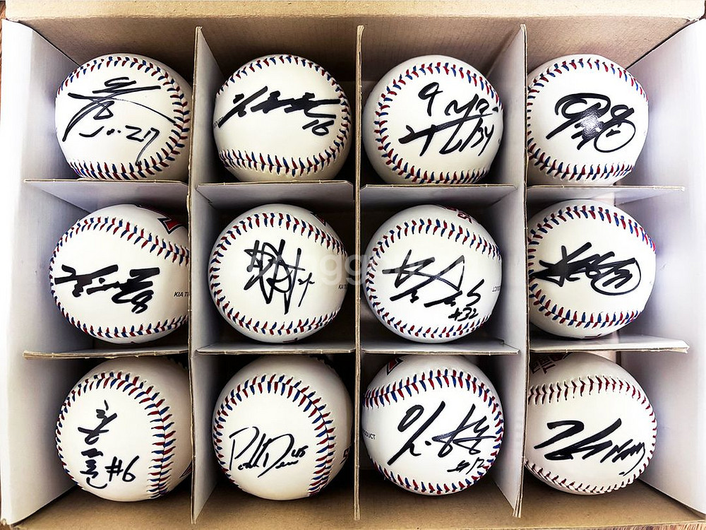 2017년 기아타이거즈 친필 싸인볼 (기아 로고볼)--0