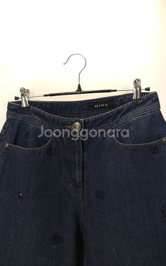 한섬 마인 2022 자수 로고 패턴 데님 팬츠 64-94--2