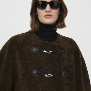 토템(toteme) 테디 시어링 자켓 브라운 XS/S