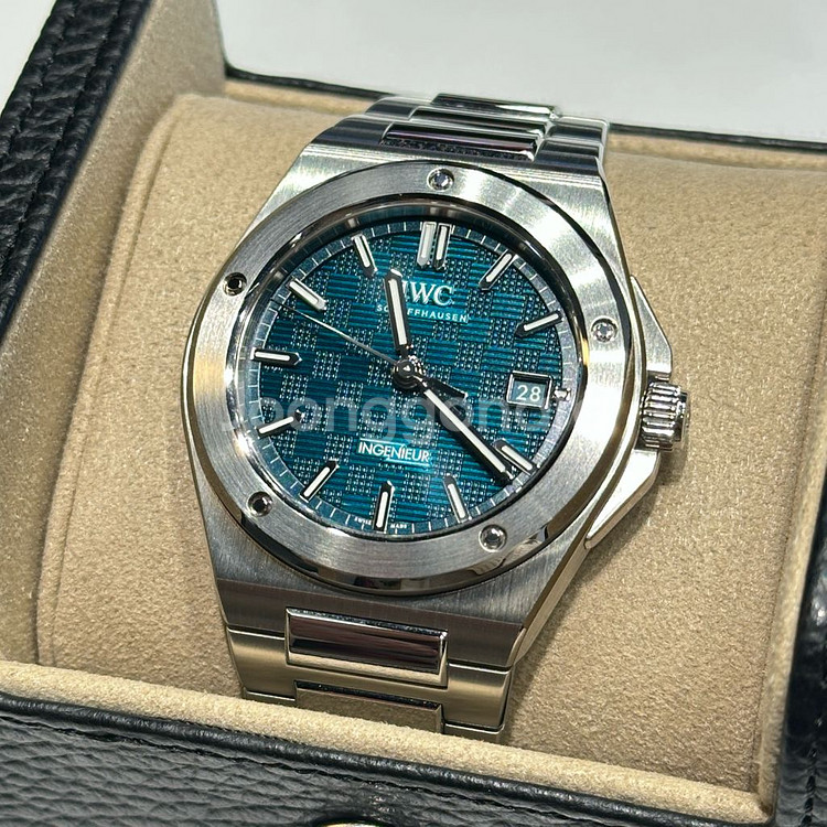 [새제품] IWC 인제니어 IW328903 그린 다이얼 (아쿠아)--0