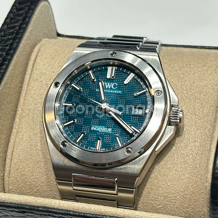 [새제품] IWC 인제니어 IW328903 그린 다이얼 (아쿠아)--2