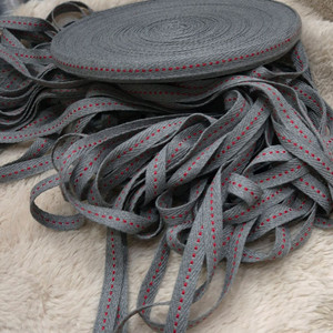 스테치헤링본리본