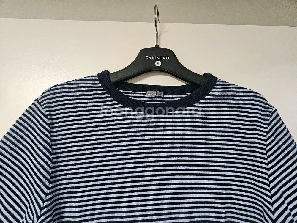 자주 jaju 블루 스트라이프 반팔티셔츠 편의점 반값 택포 7천원--1
