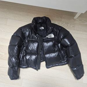 노스페이스 눕시 숏 크롭 패딩 S NJ1DP96A