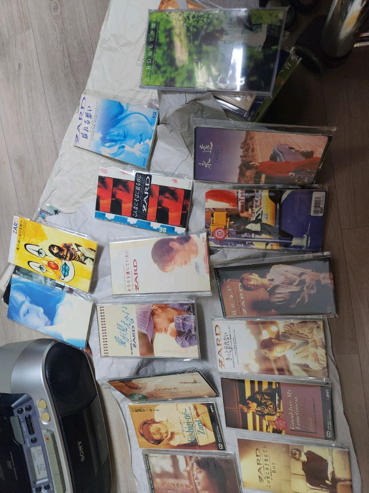 희귀 ZARD 8cm 미니 CD 컬렉션 20장! 세월의 흔적이 있지만 CD는 대부분 S급! 놓치면 후회해요--3