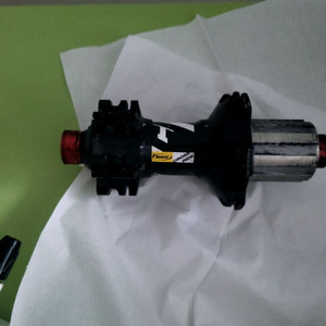 마빅 크로스라이드 리어 자전거 허브, 스포크