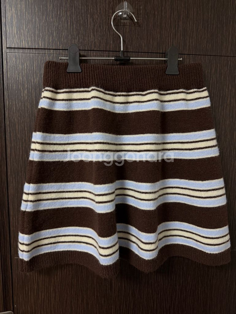 (마지막가격) 그레이스뮤즈 콜런 스트라이프 카라 겨울 니트 셋업--4