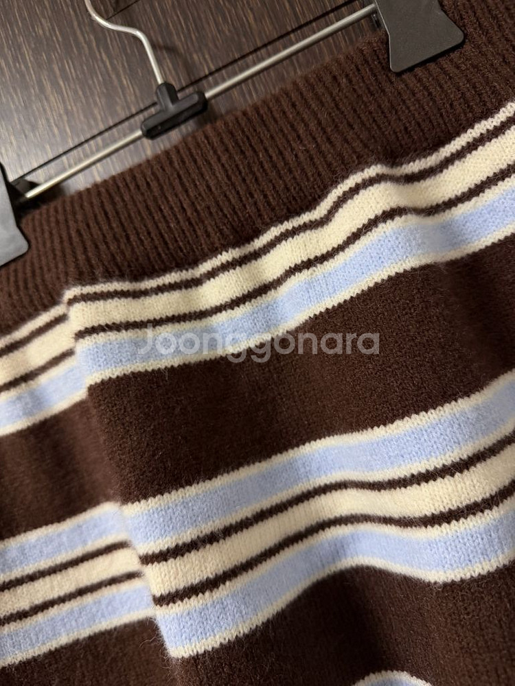 (마지막가격) 그레이스뮤즈 콜런 스트라이프 카라 겨울 니트 셋업--5