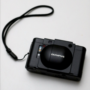 올림푸스 XA 필름카메라