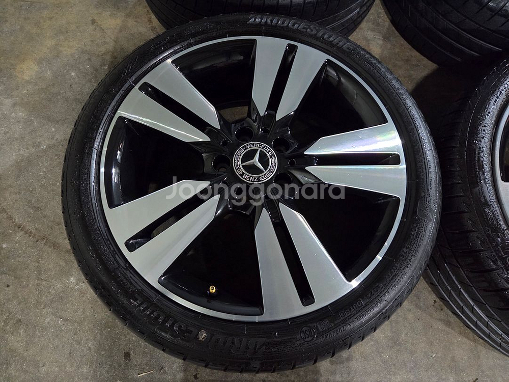 벤츠 CLA,A클래스 18인치 정품 휠타이어--2