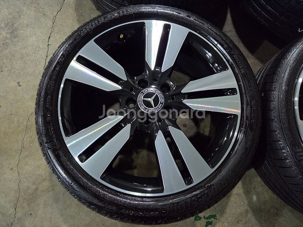 벤츠 CLA,A클래스 18인치 정품 휠타이어--4