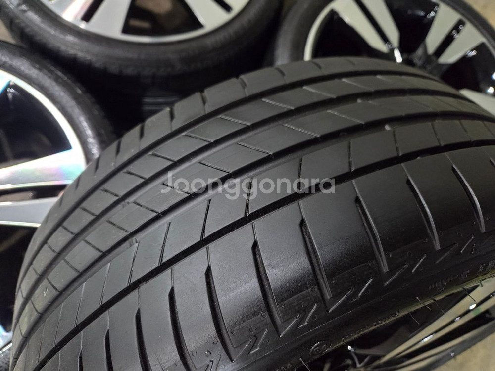 벤츠 CLA,A클래스 18인치 정품 휠타이어--6