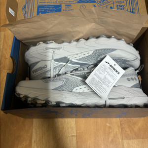 브룩스 트레일러닝화 캐스캐디아18 남성용 250