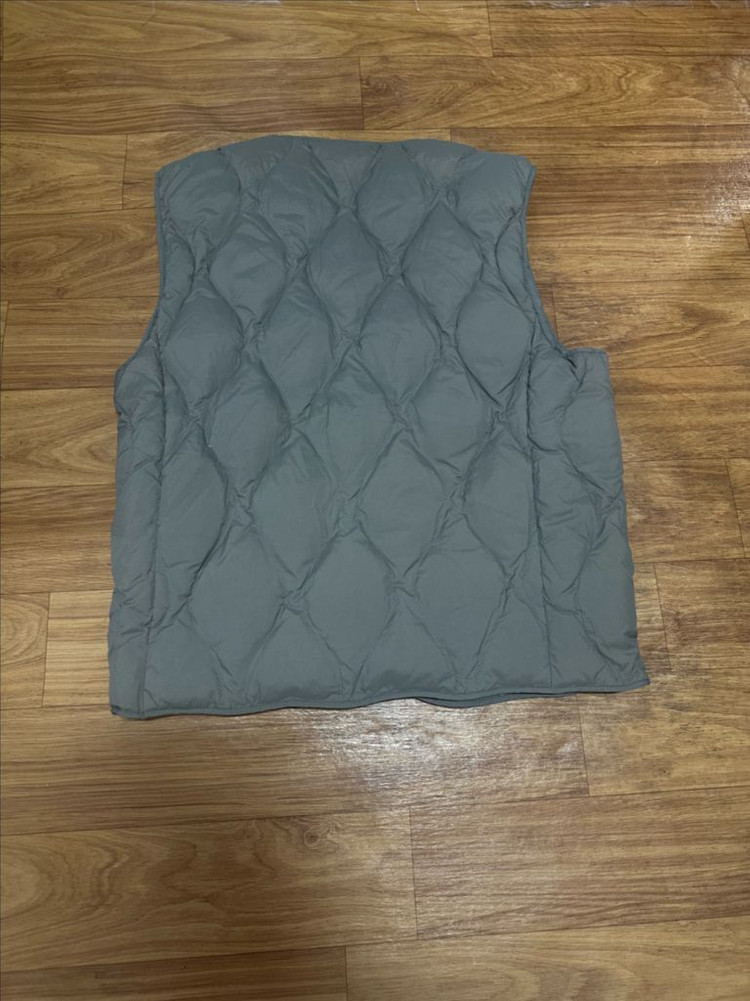 [105] 지오다노 경량패딩 조끼--2