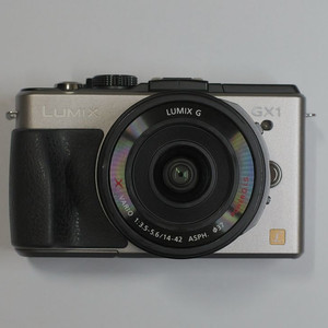 파나소닉 루믹스 GX1 + 14-42 렌즈