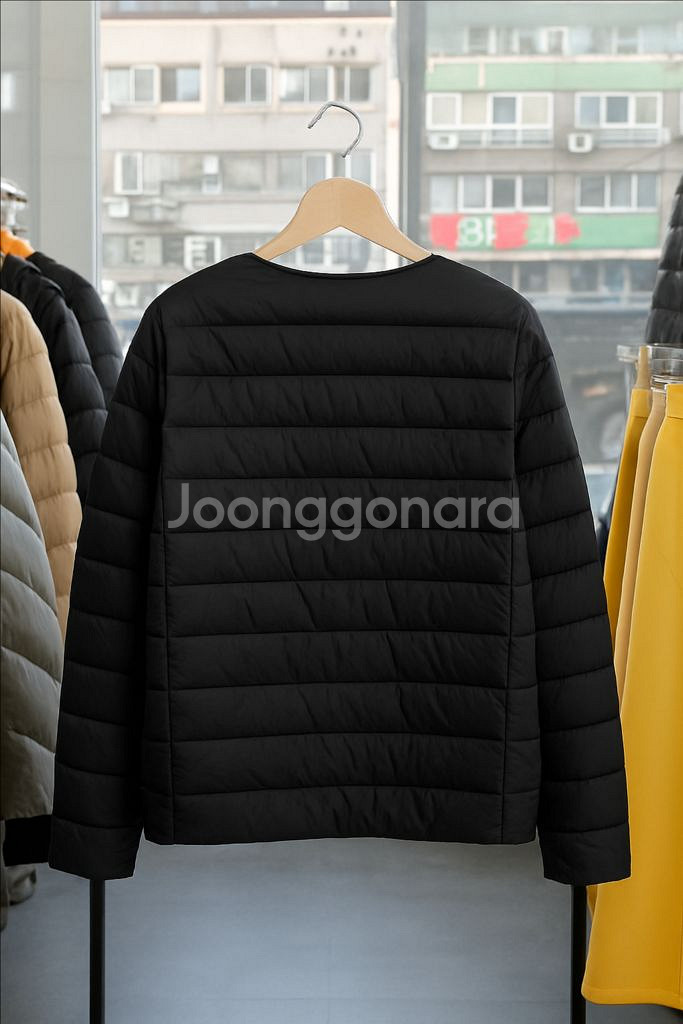 여성 라프엘르 프리미엄 라운드 경량패딩--1