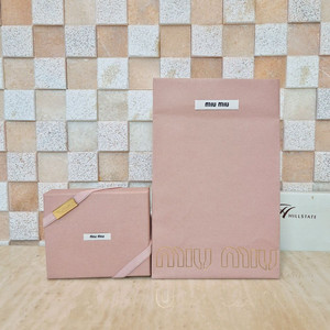 [정품]미우미우 쇼핑백+박스+밴드 풀 구성품,미우미우 지갑,미우미우 가방,미우미우 지갑,미우미우 박스,미우미우