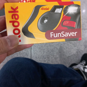 컴팩트 필름카메라