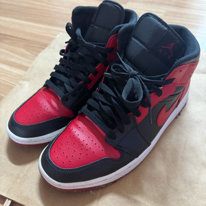 조던1 브레드 미드 275 이미지