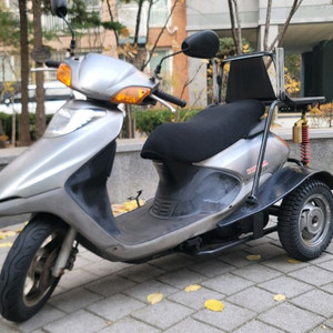 삼륜오토바이 혼다 어베인 110cc 스쿠터