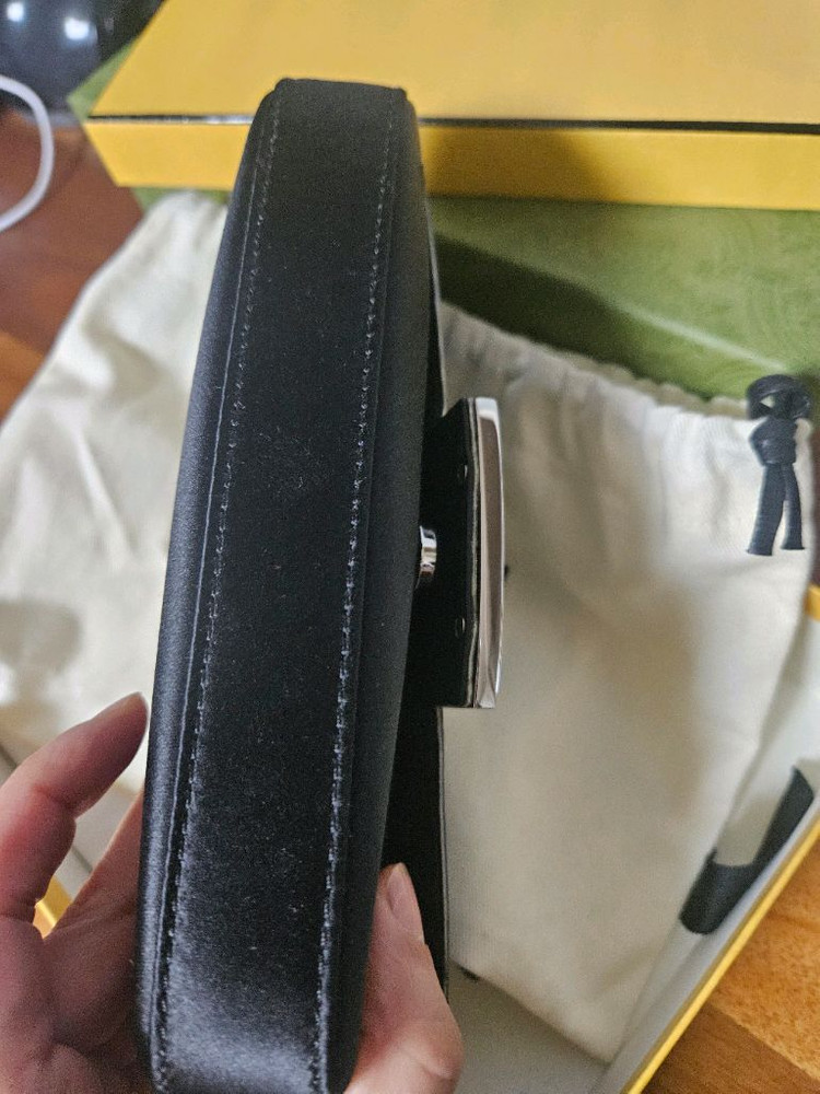 펜디 바게트 폰 크로스 백--8