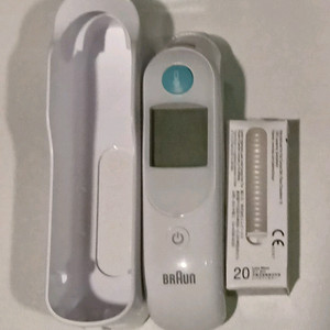 [반택포함] 미사용 브라운 귀 적외선 체온계 팝니다